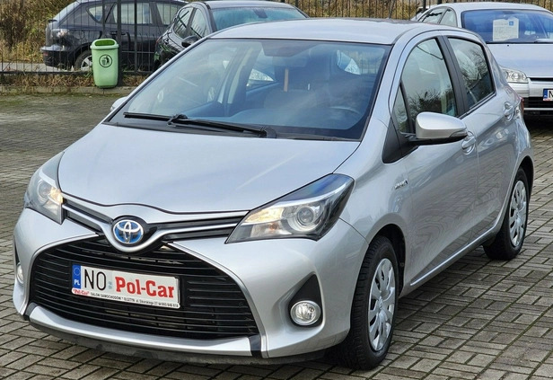 Toyota Yaris cena 49900 przebieg: 63000, rok produkcji 2016 z Olsztyn małe 497
